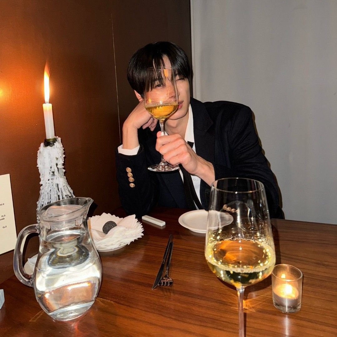 A moment captured by Juyeon (THE BOYZ)'s fan