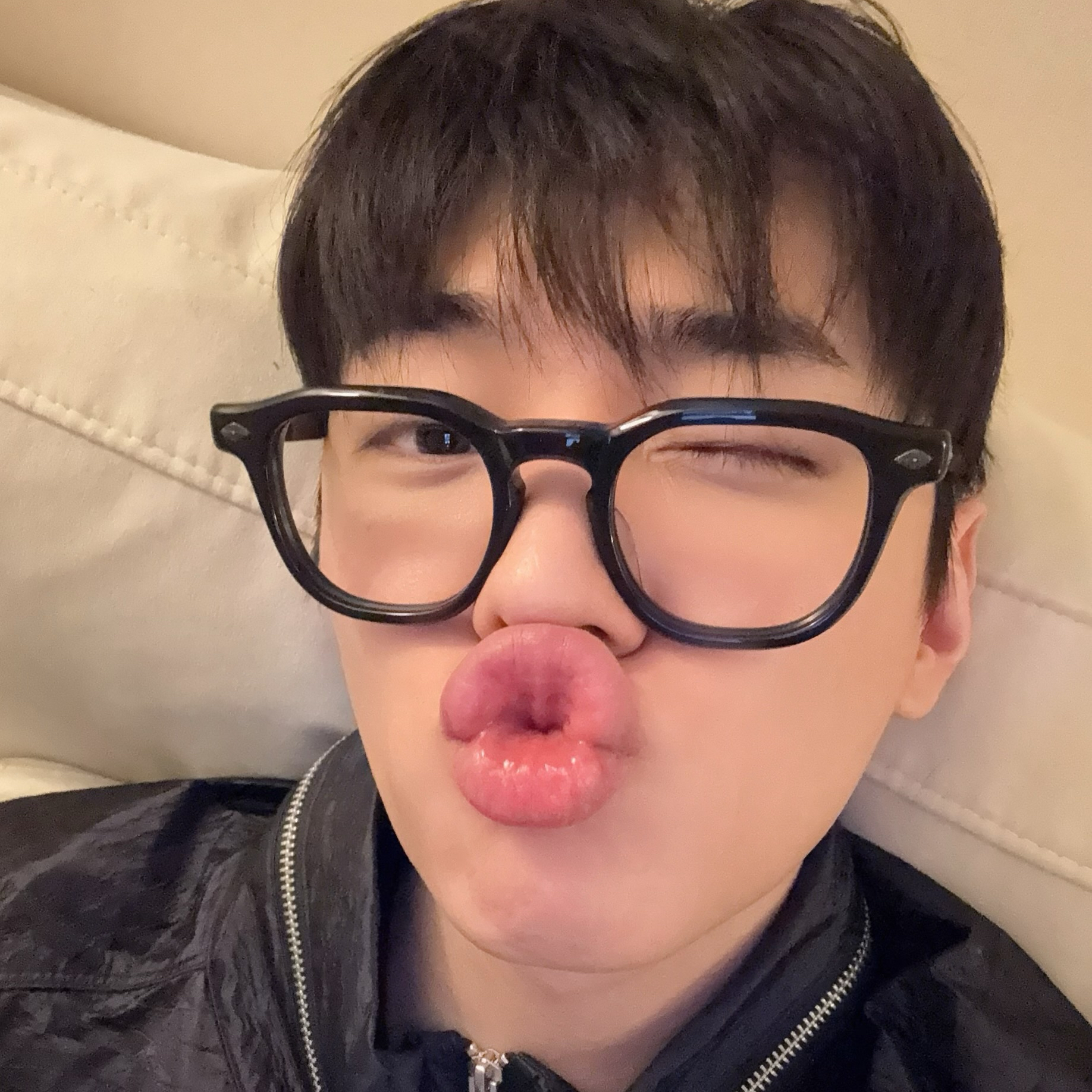 재찬 (DKZ)의 비하인드 컷