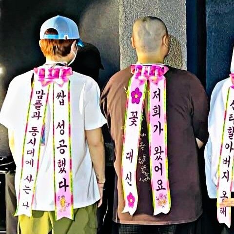 Behind-the-scenes cut of Solar (MAMAMOO)