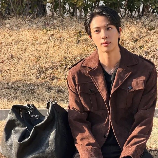Foto terbaru Jin (BTS)