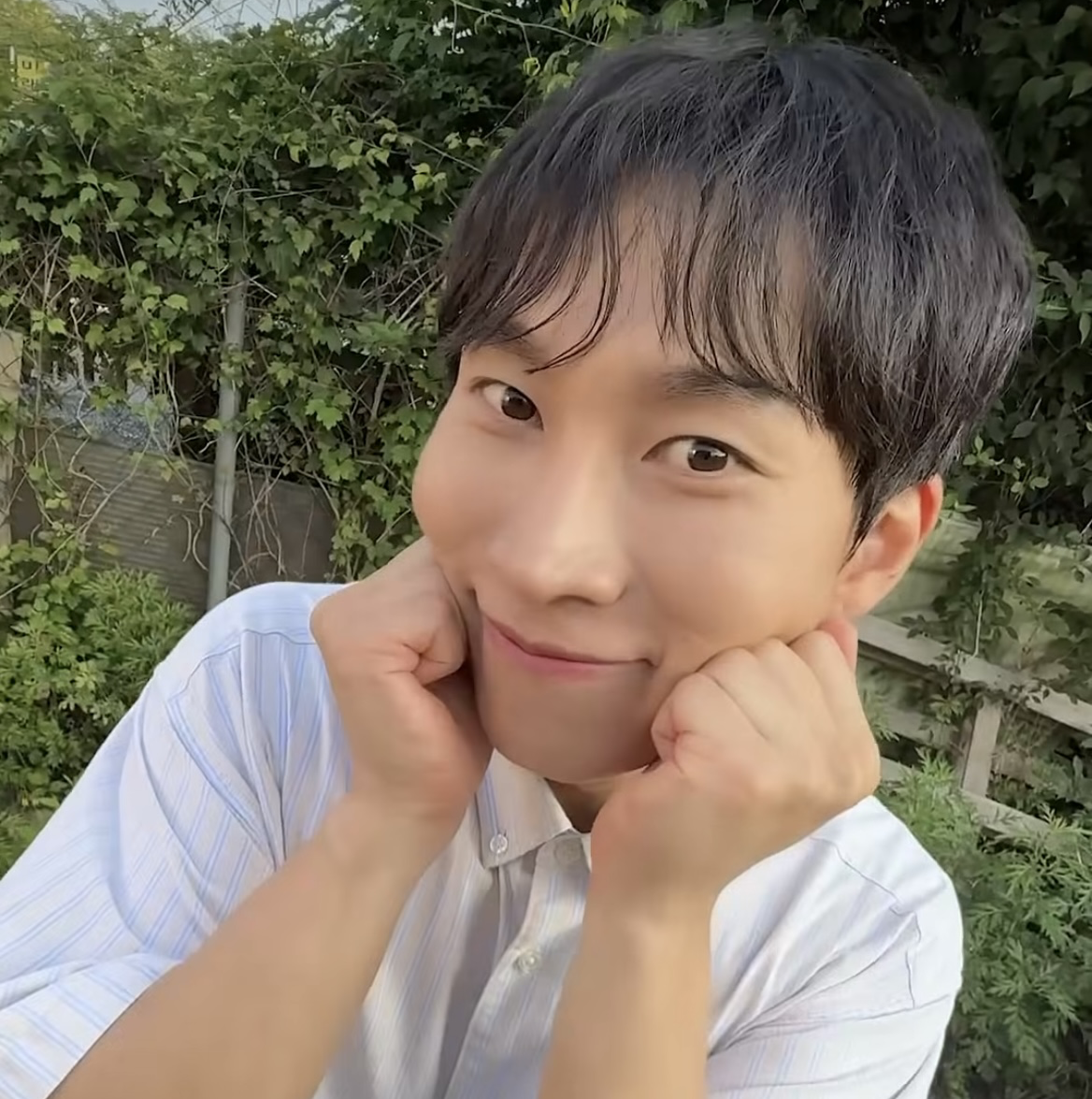 Recent activity shot of Seo Eunkwang (BTOB)