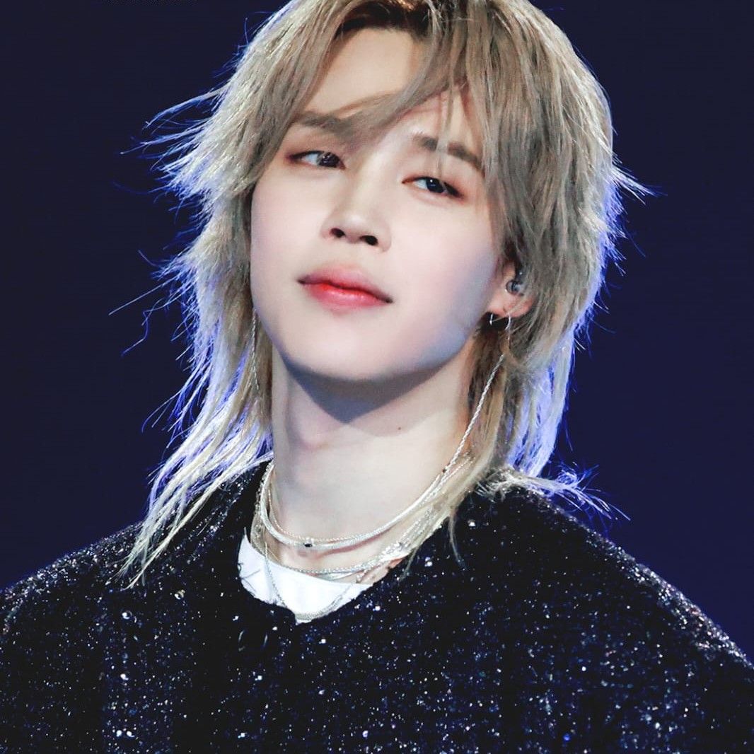 Momen yang diabadikan oleh penggemar Jimin (BTS)