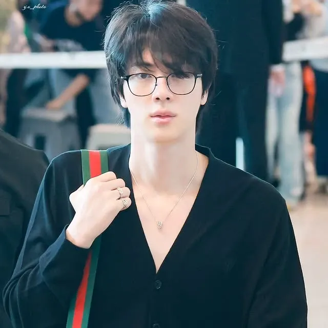Potret di balik layar Jin (BTS)