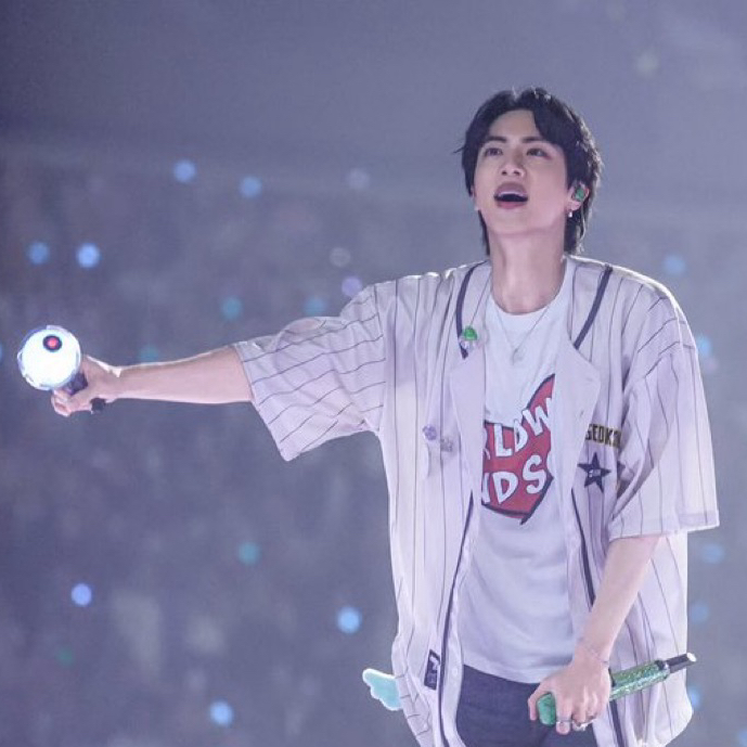 진 (방탄소년단) 최근 활동샷