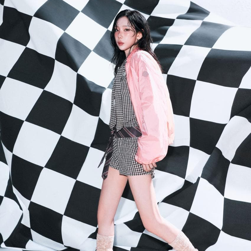 Momen yang diabadikan oleh penggemar Taeyeon (Girls' Generation)