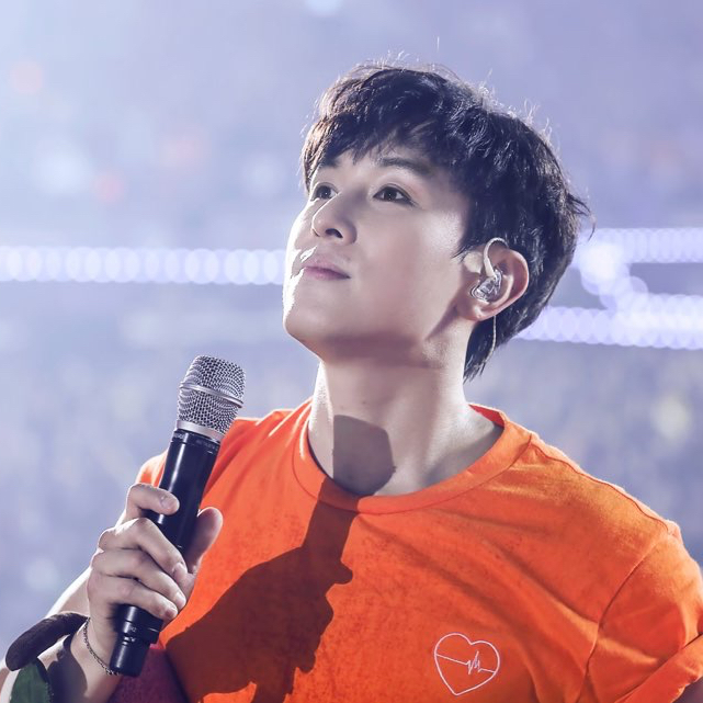 Latest photo of Kim Dongwan (SHINHWA)