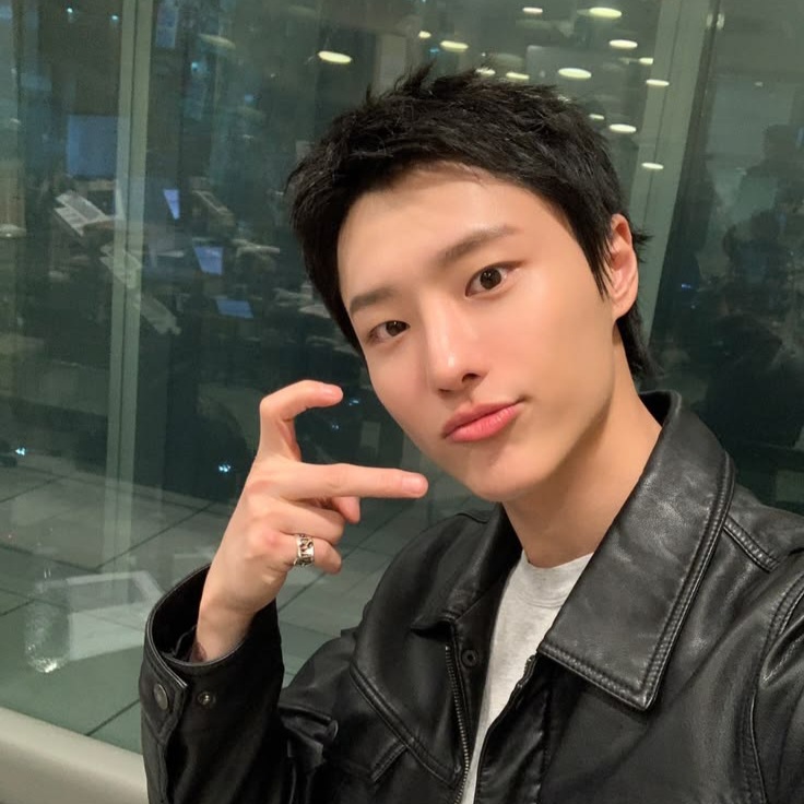 Latest photo of WOODZ