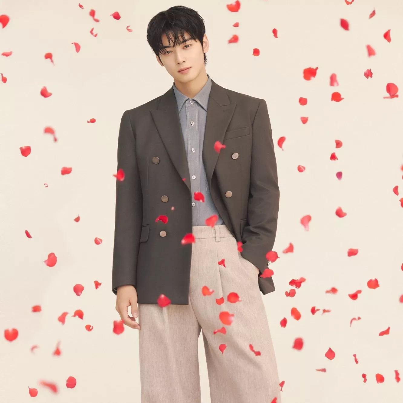 Latest photo of Eunwoo (ASTRO)