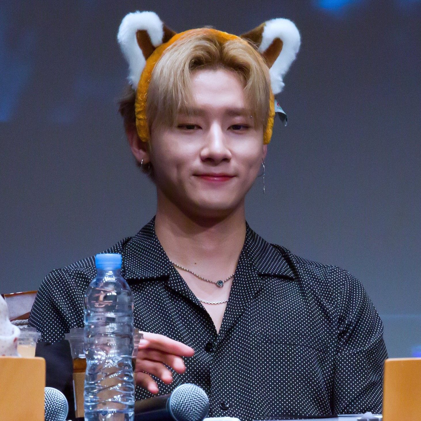 Momen yang diabadikan oleh penggemar MONSTA X