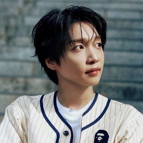 Latest photo of Jeong Sewoon