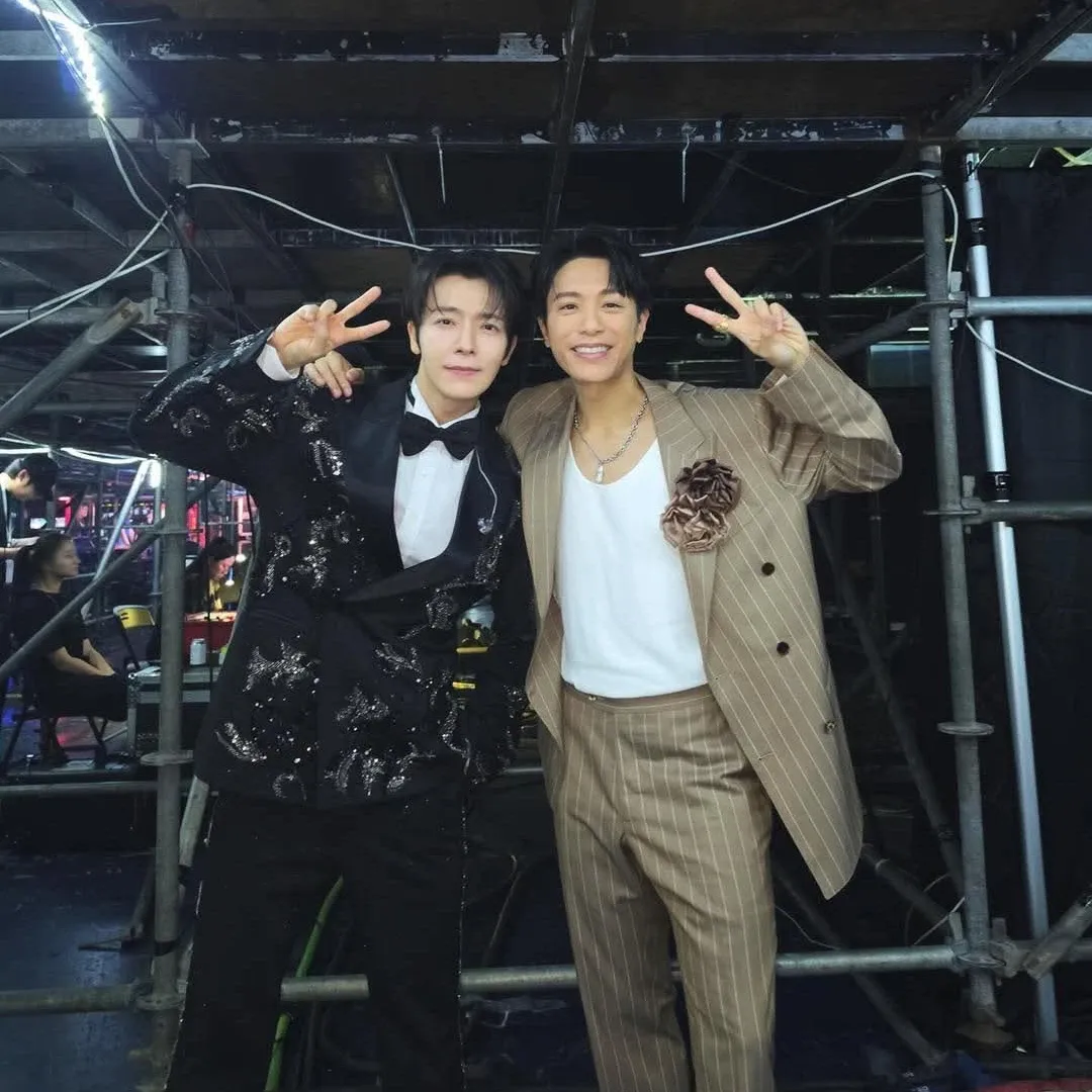 Behind-the-scenes cut of Donghae (Super Junior)