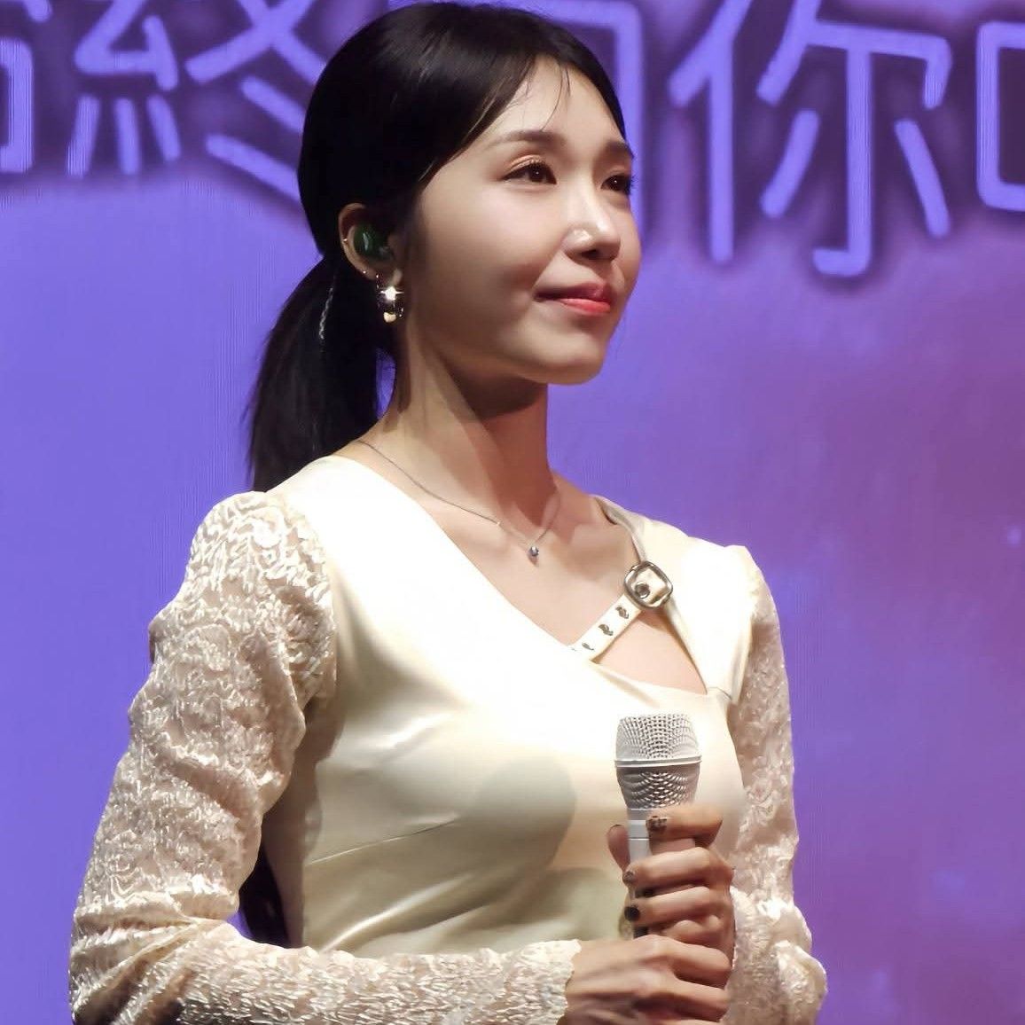 Latest photo of Jeong Eunji (Apink)