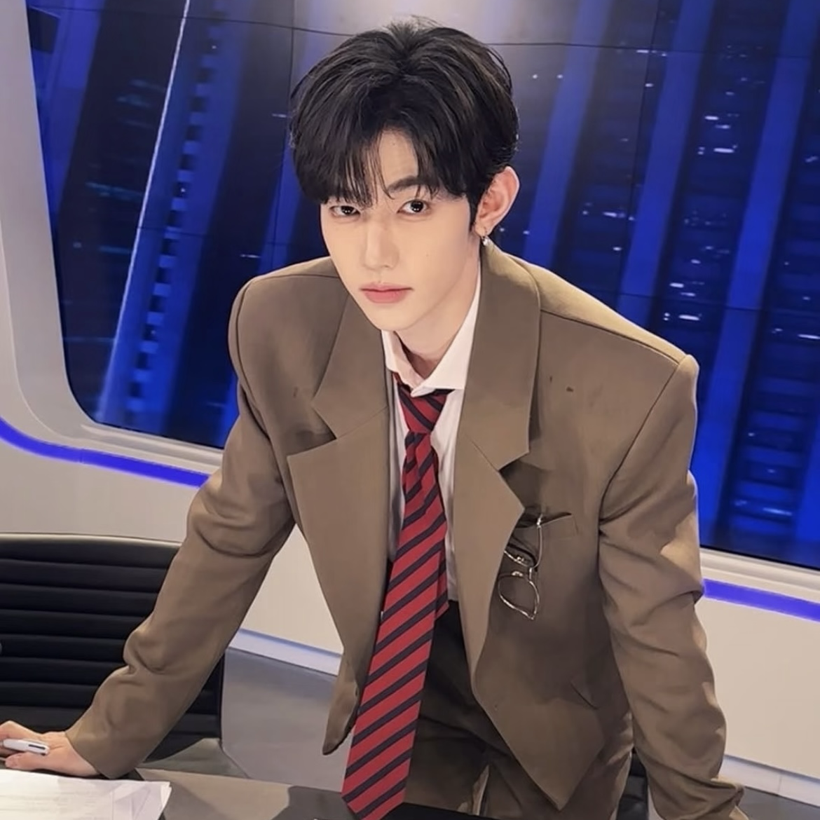 A moment captured by Zhang Hao's fan