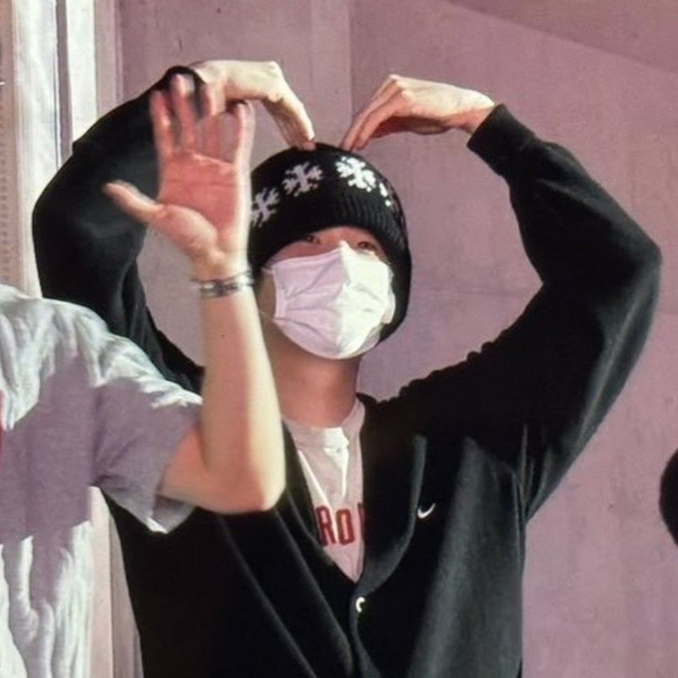 슈가 (방탄소년단)의 최신 사진