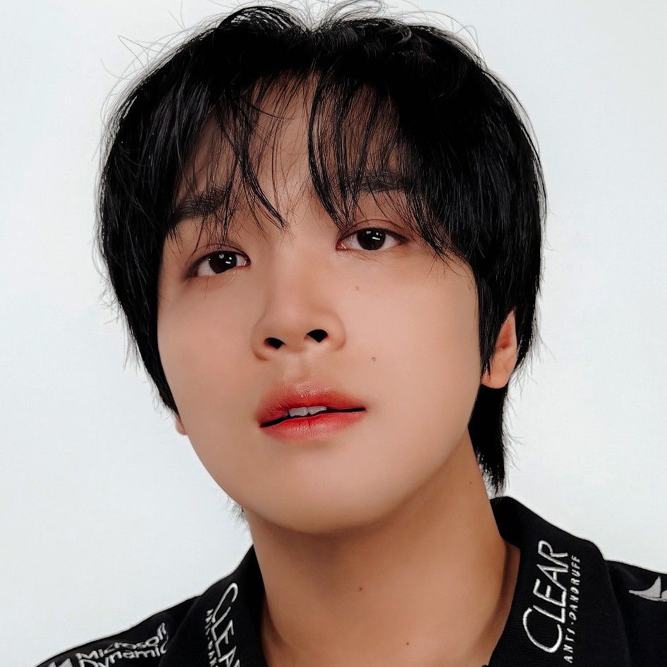 Behind-the-scenes cut of Haechan (NCT 127, NCT DREAM)