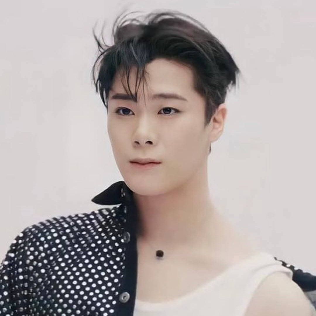 Recent activity shot of Moonbin (ASTRO)