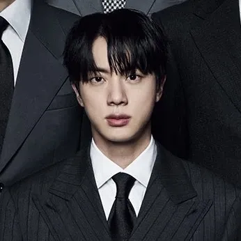 진 (방탄소년단)의 비하인드 컷