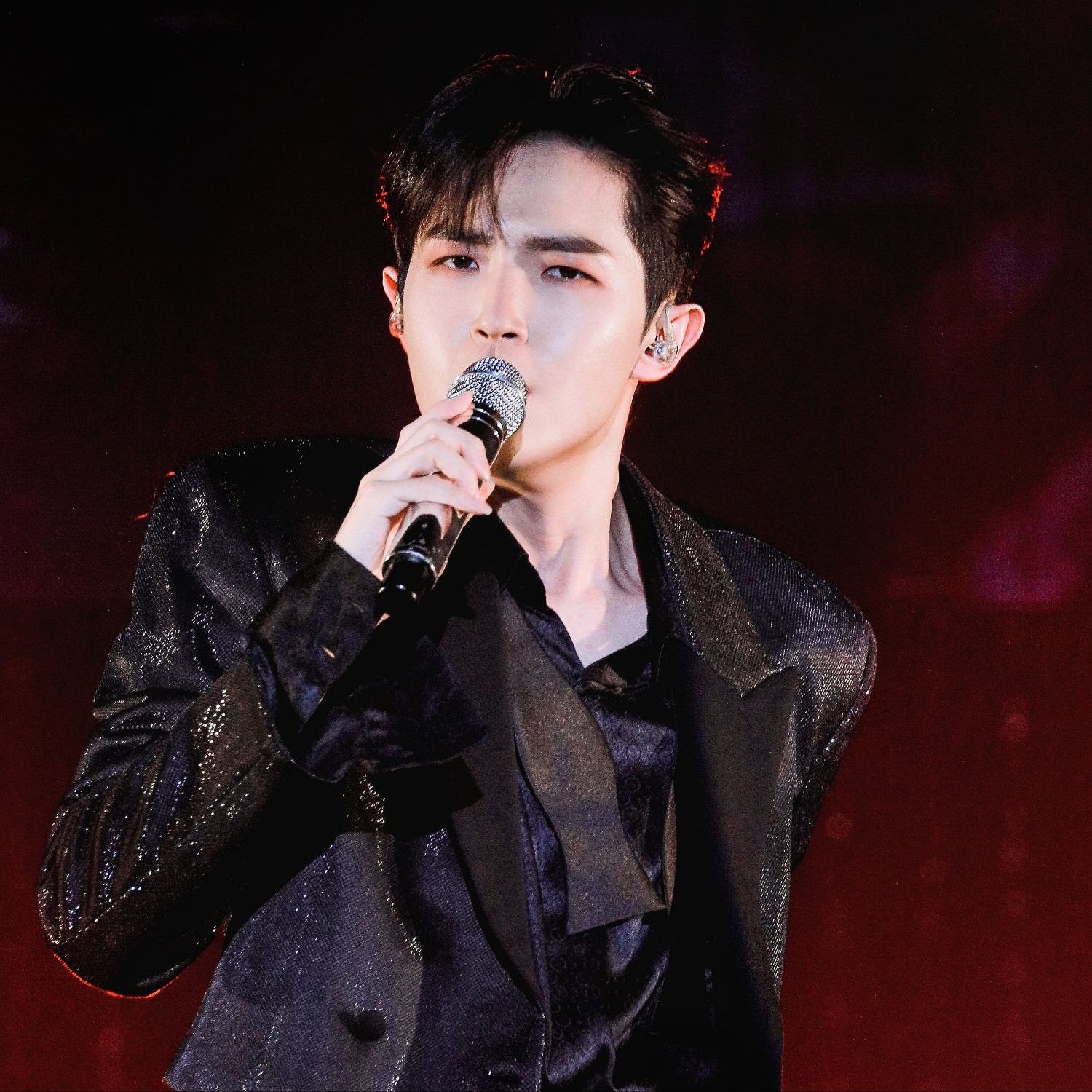 金在奐粉絲拍下的瞬間