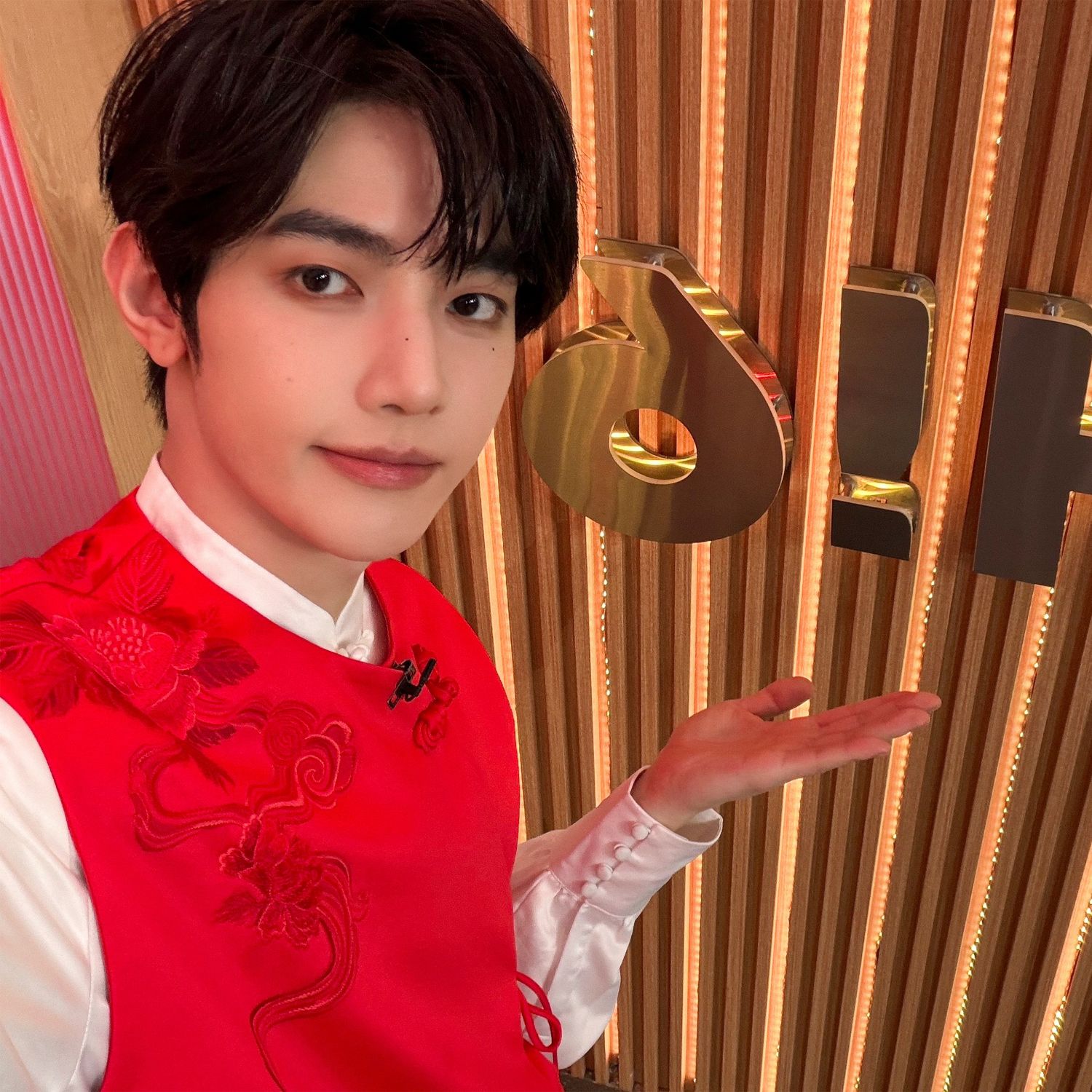 Latest photo of Zhang Hao (ZEROBASEONE)