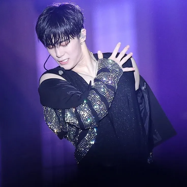 Behind-the-scenes cut of Moonbin (ASTRO)