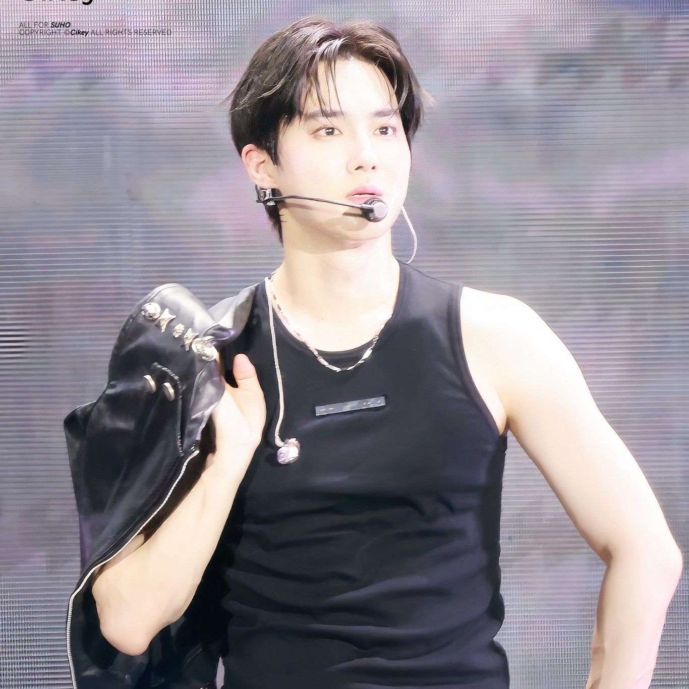 A moment captured by Suho (EXO)'s fan