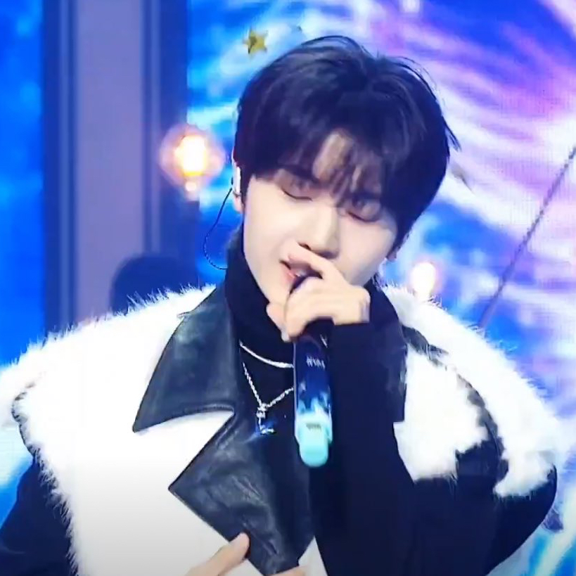 Recent activity shot of Seok Matthew (ZEROBASEONE)