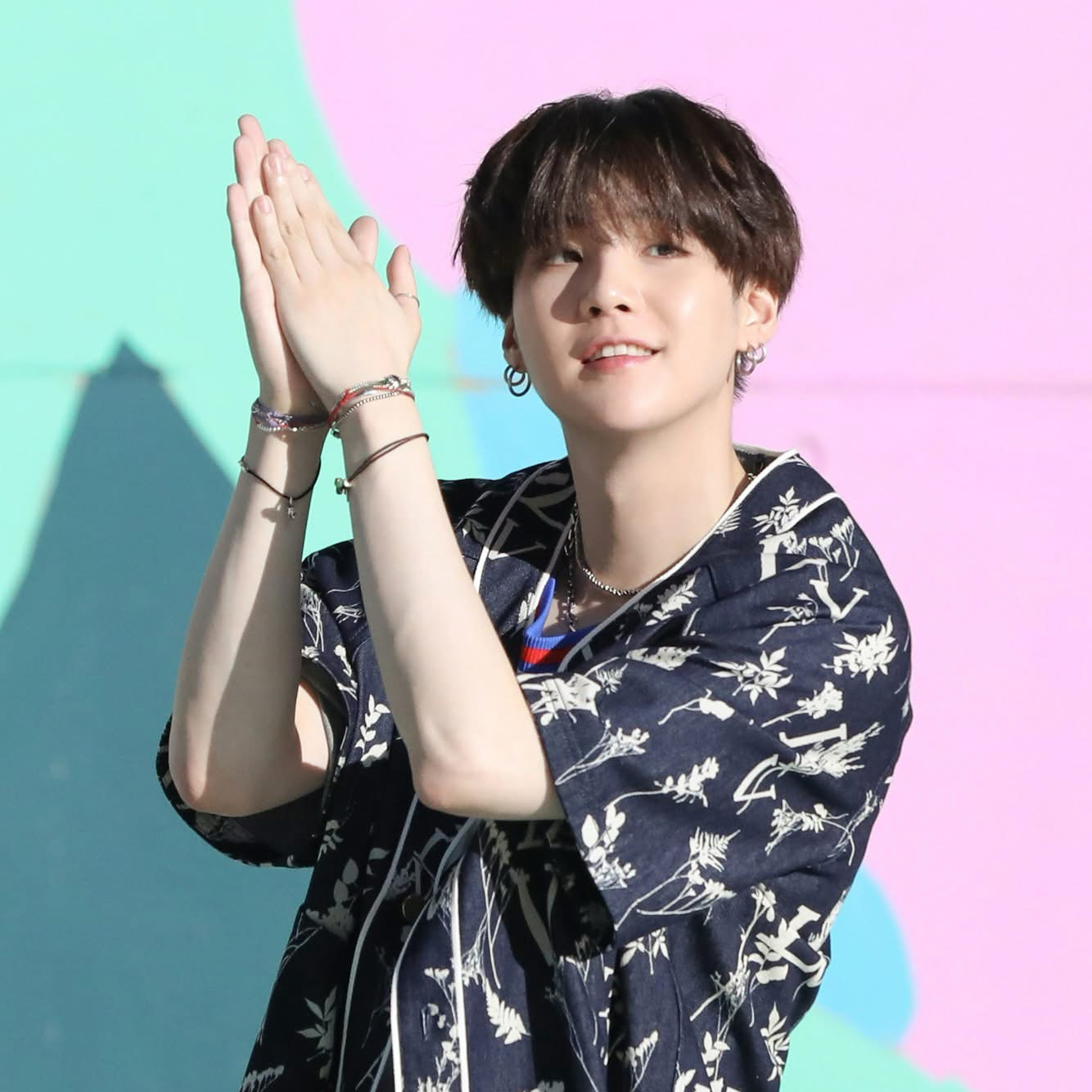 슈가 (방탄소년단)의 비하인드 컷