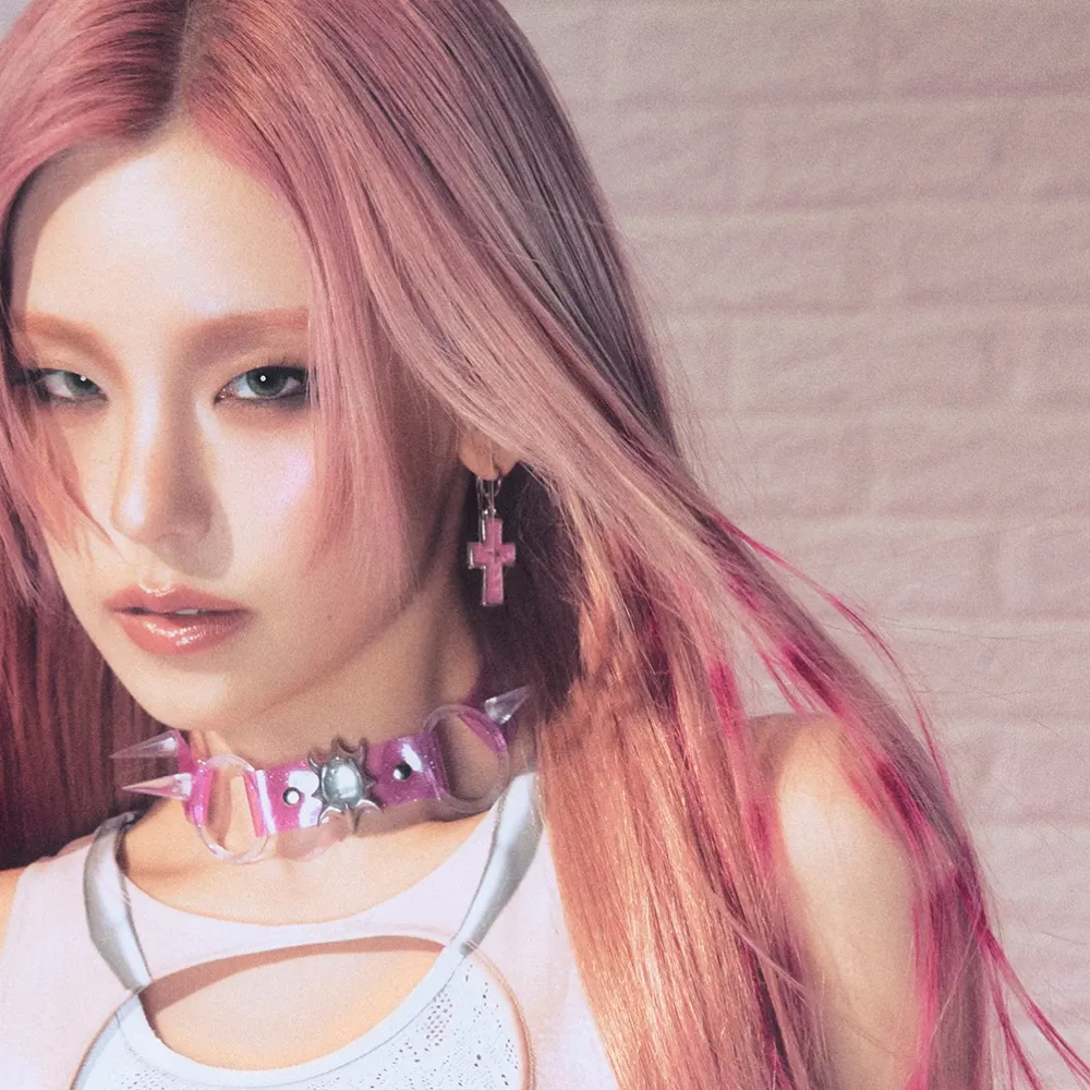 Recent activity shot of Yeji (ITZY)