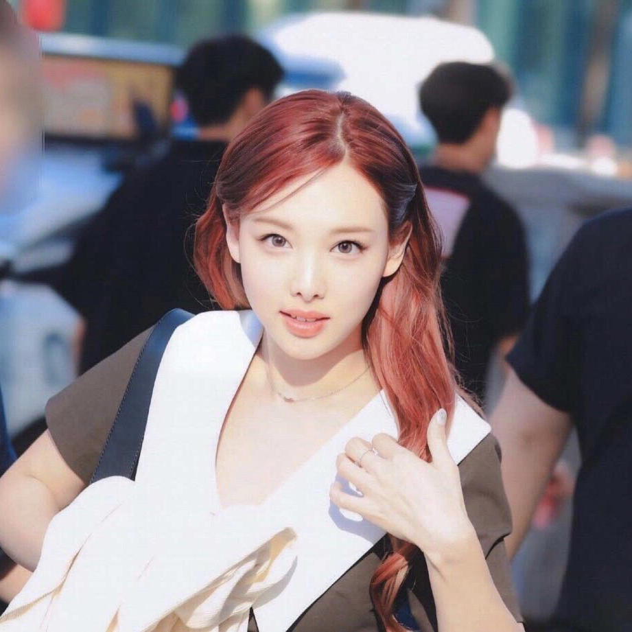 TWICE의 비하인드 컷