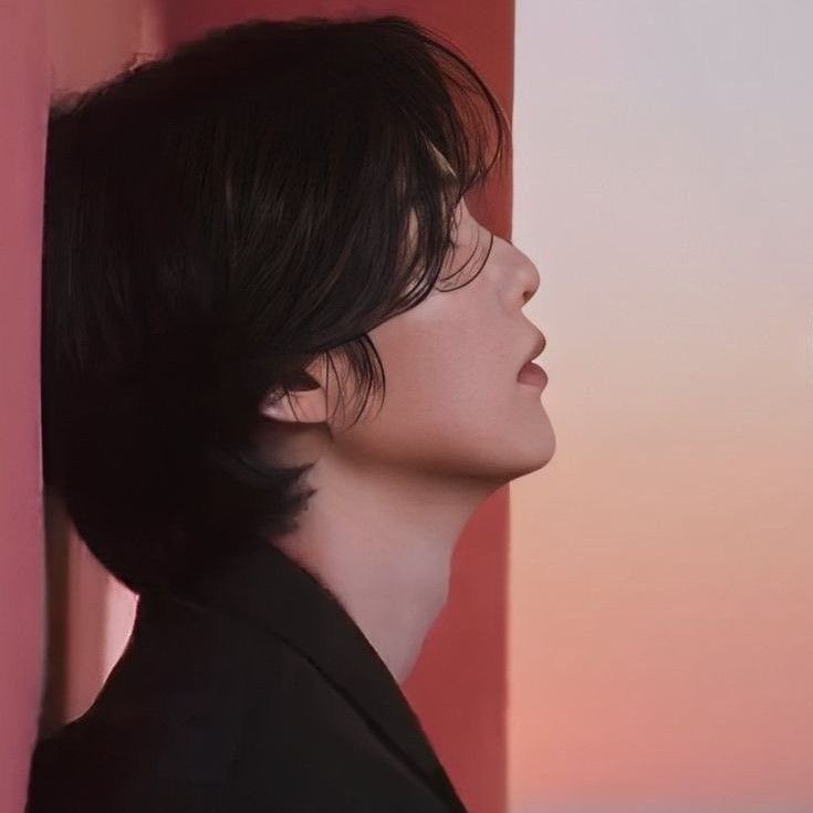 SUGA (BTS)の最新写真