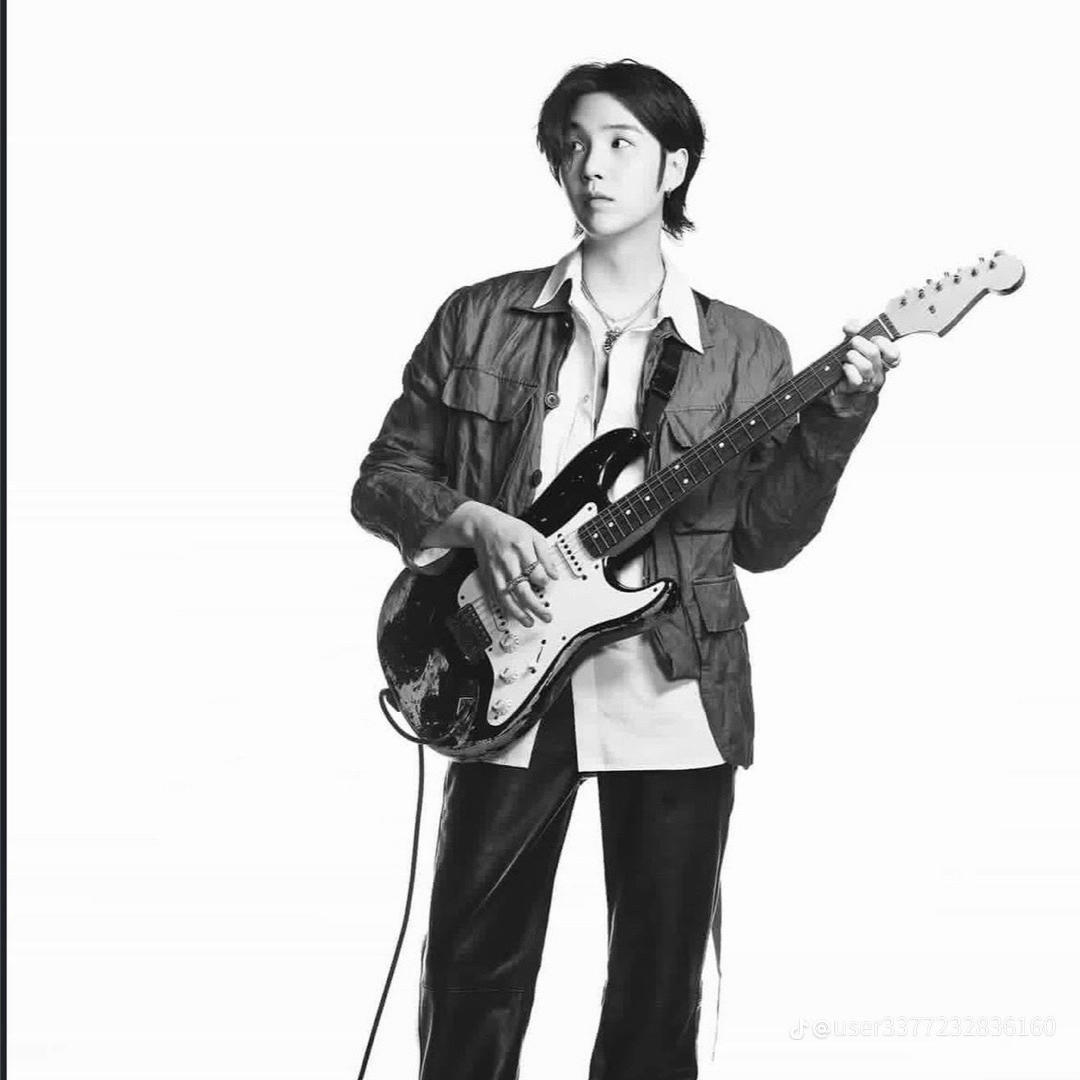 Foto terbaru SUGA (BTS)