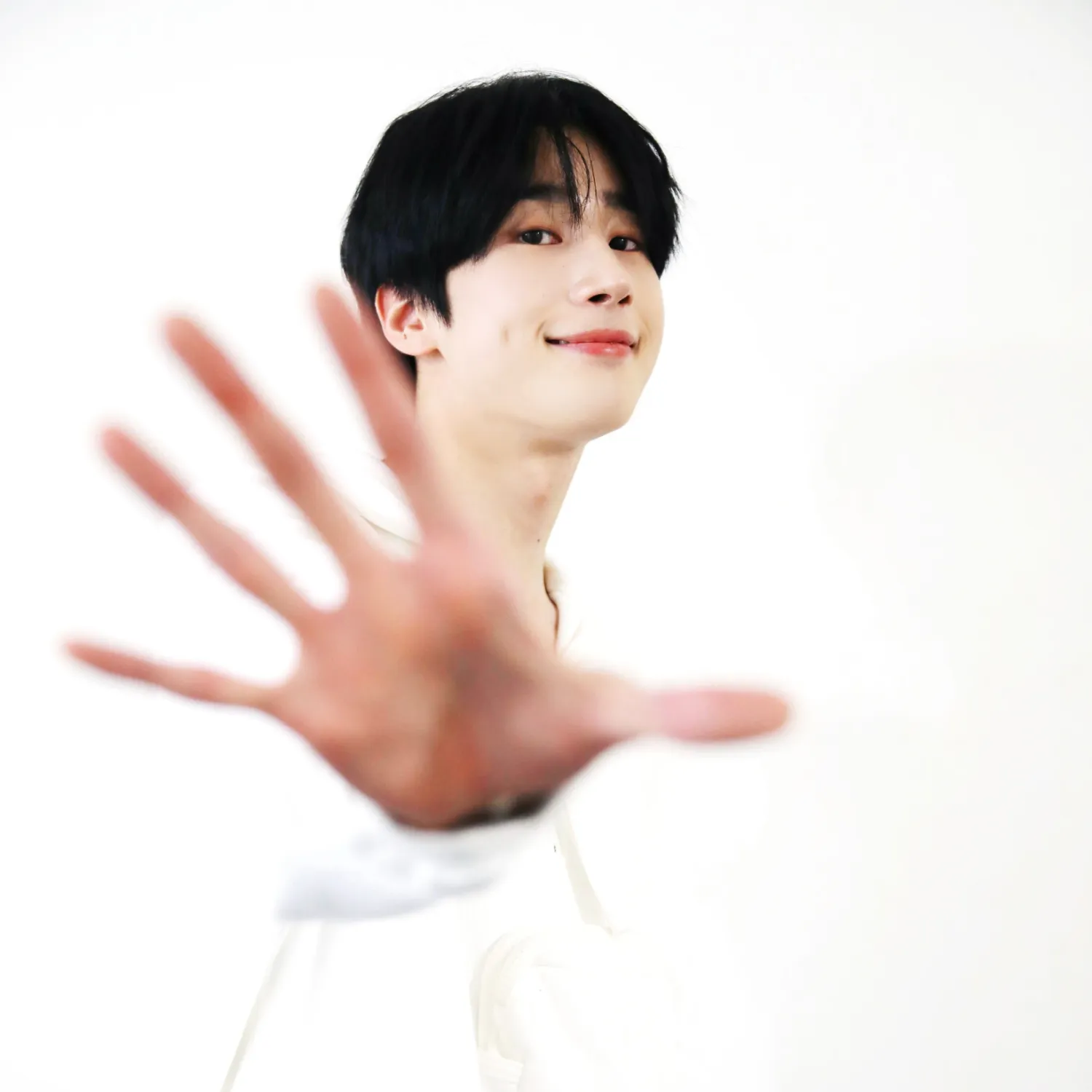 Behind-the-scenes cut of VICTON