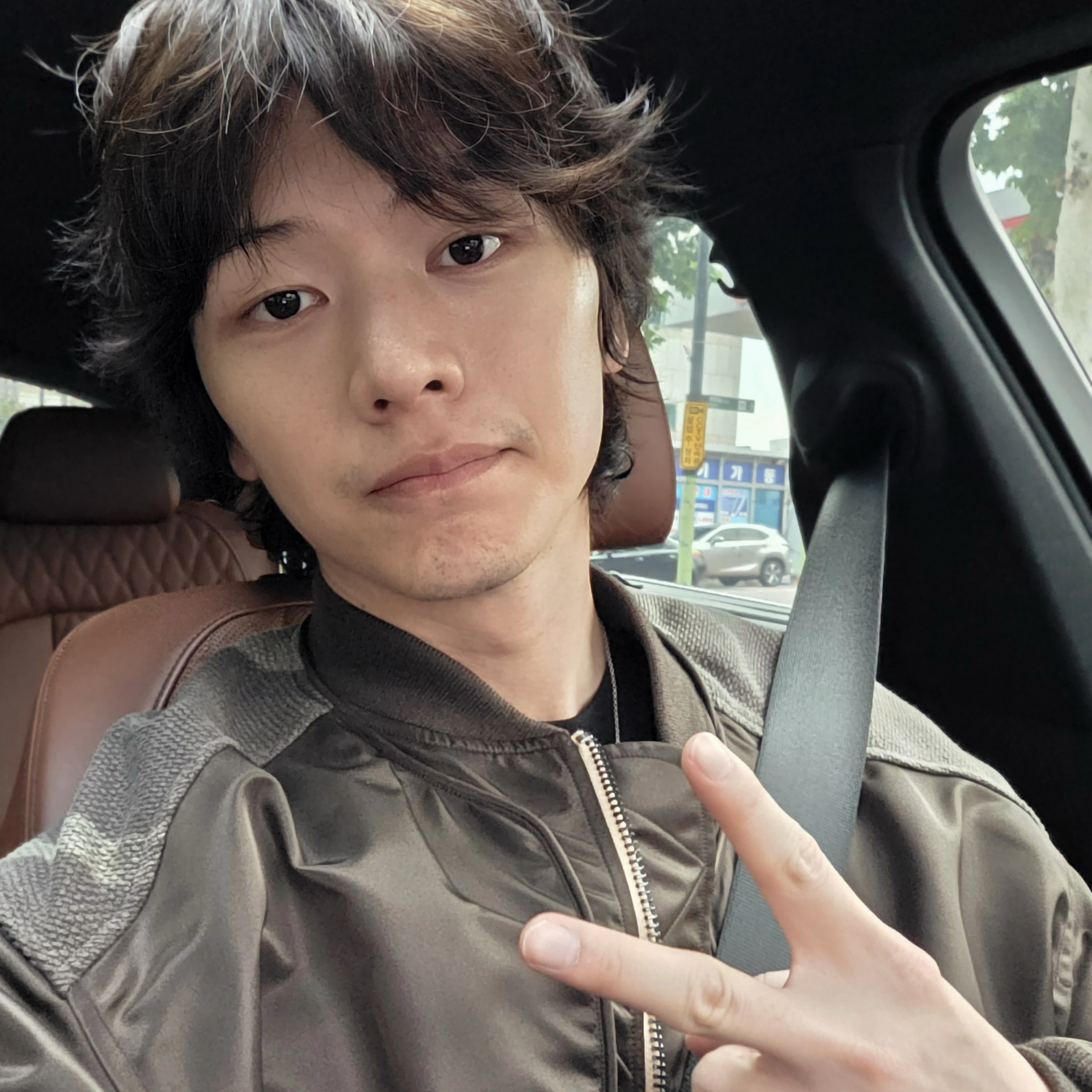 Latest photo of Yook Sungjae (BTOB)