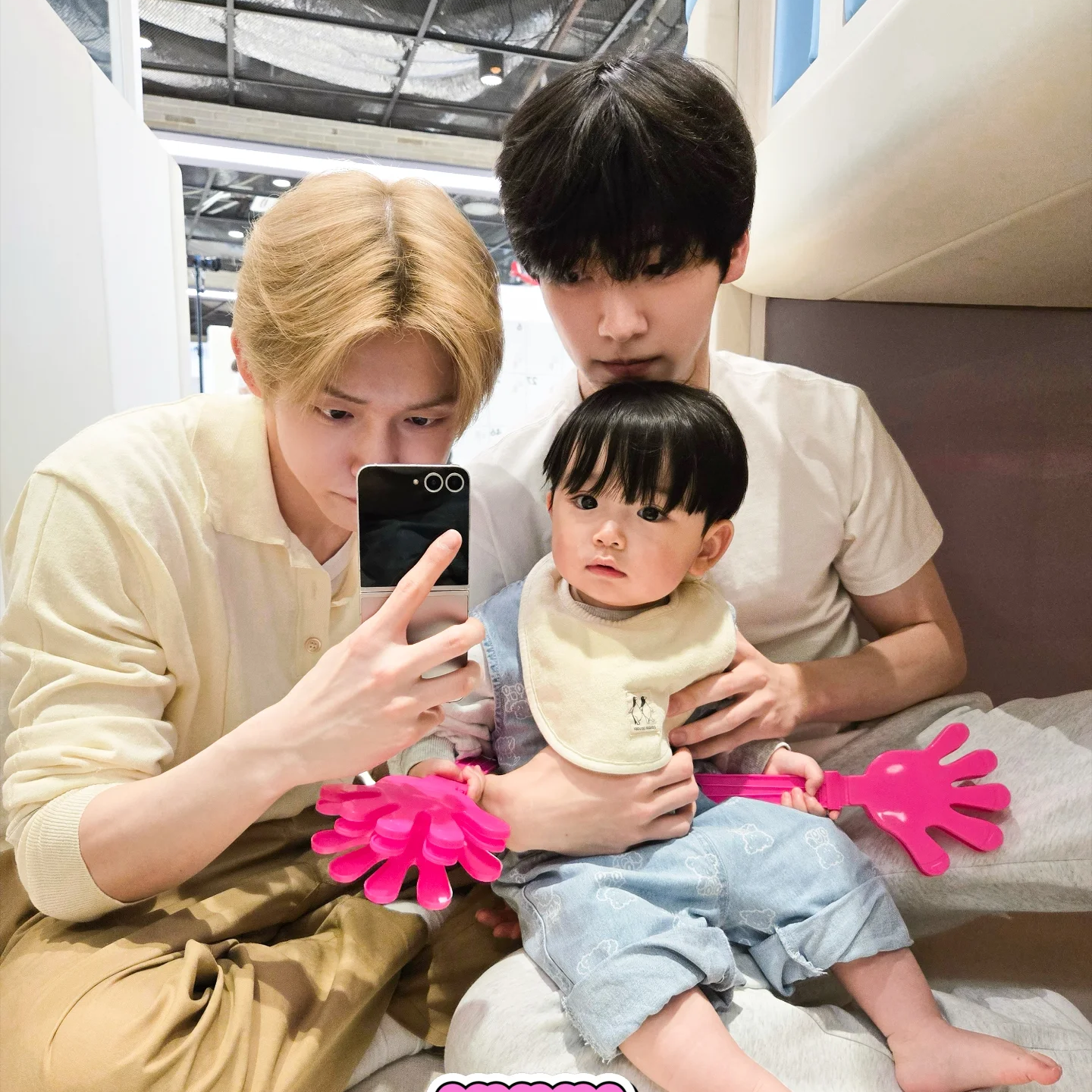 Momen yang diabadikan oleh penggemar Yeonjun (TOMORROW X TOGETHER)