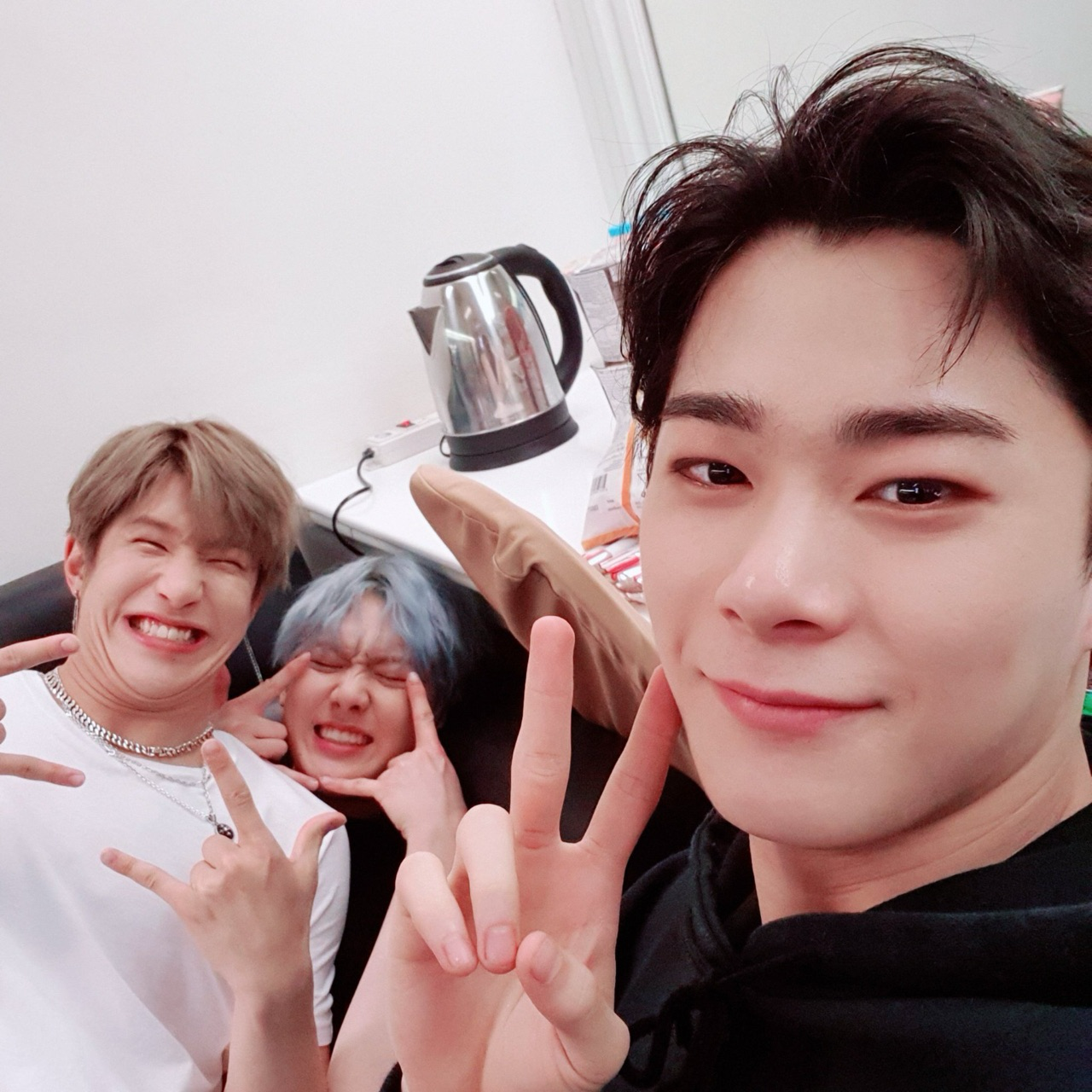 文彬 (ASTRO)粉丝拍下的瞬间