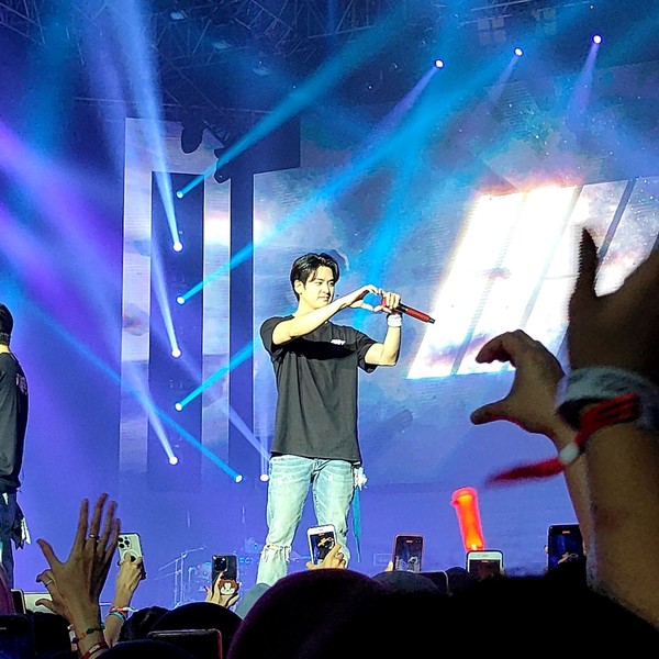 Signature photo of CHAN (iKON) capturing their charm