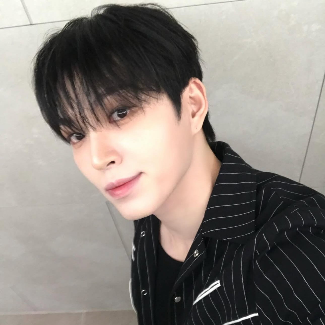 Recent activity shot of HEECHAN (DKB)