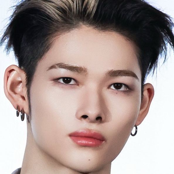 NI-KI (ENHYPEN)的幕後花絮