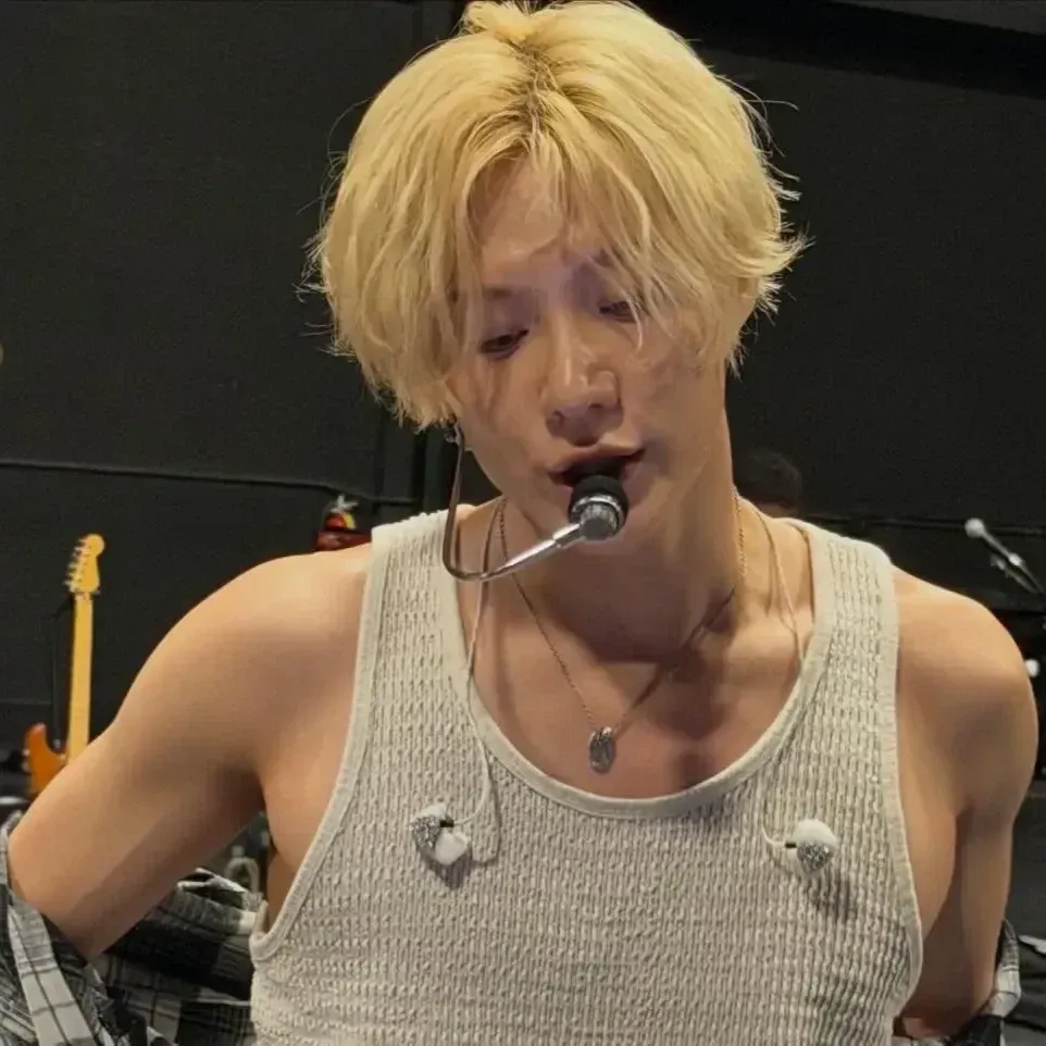 Recent activity shot of Taemin (SHINee)