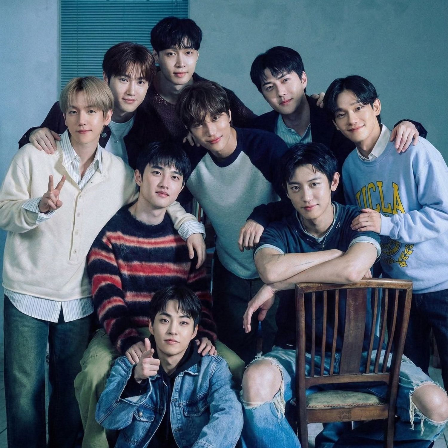 Behind-the-scenes cut of EXO