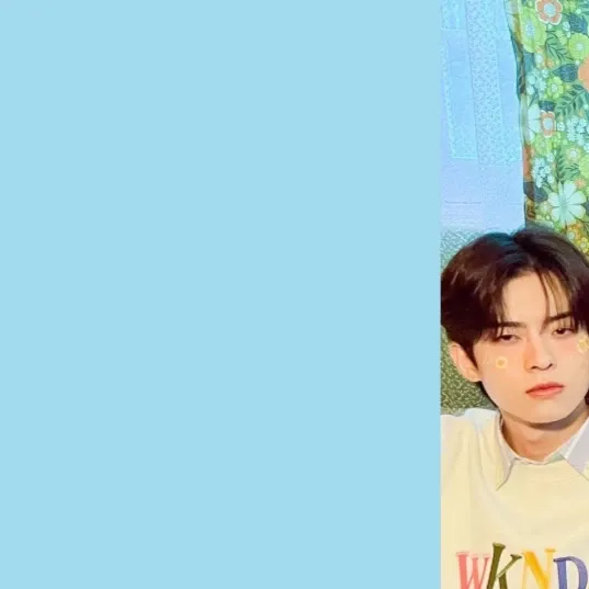 A moment captured by VICTON's fan