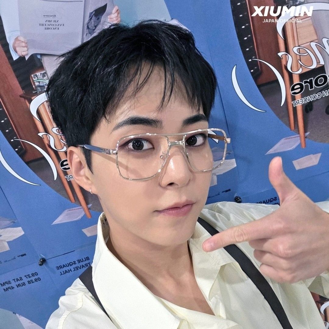 Behind-the-scenes cut of Xiumin (EXO)