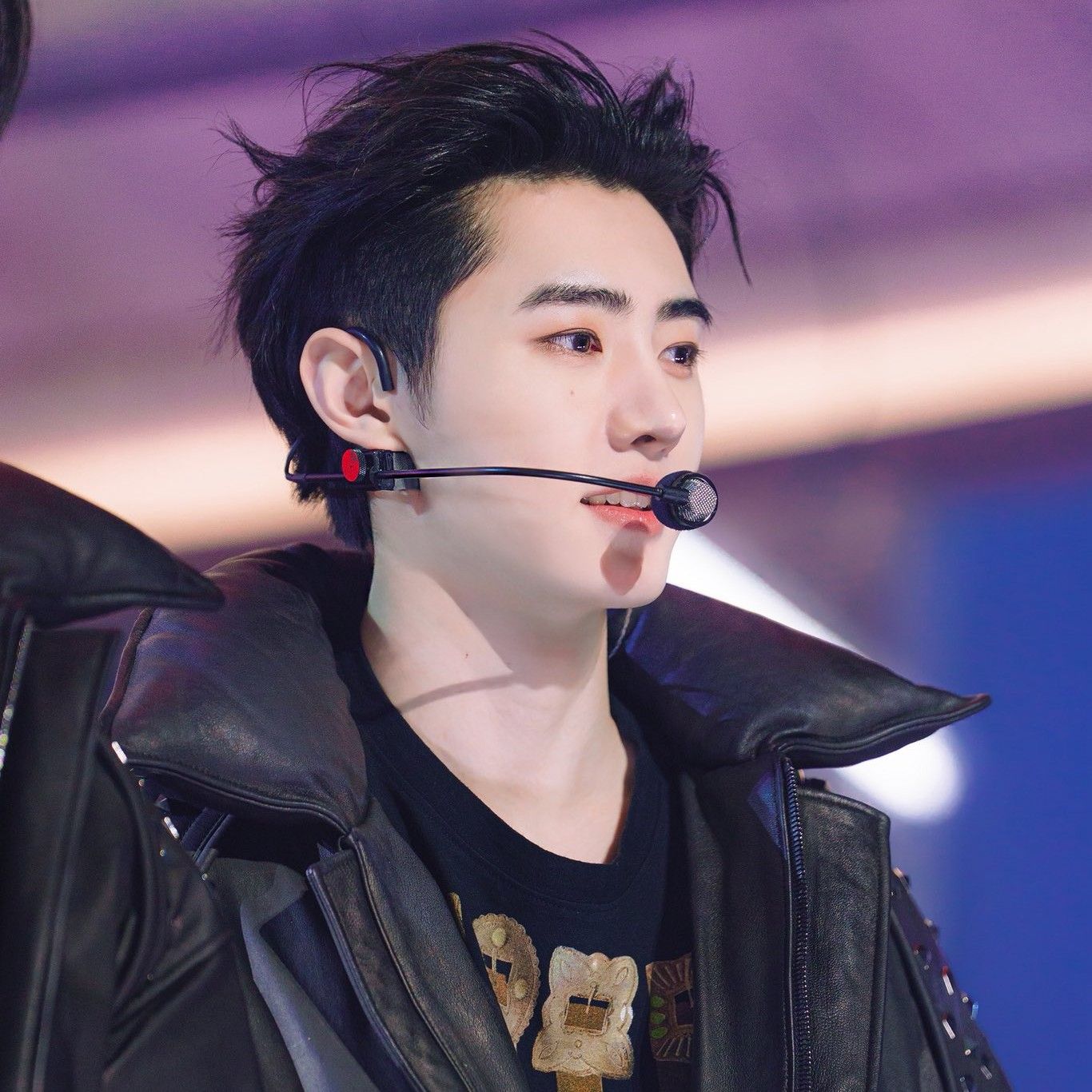 성훈 (ENHYPEN)의 최신 사진