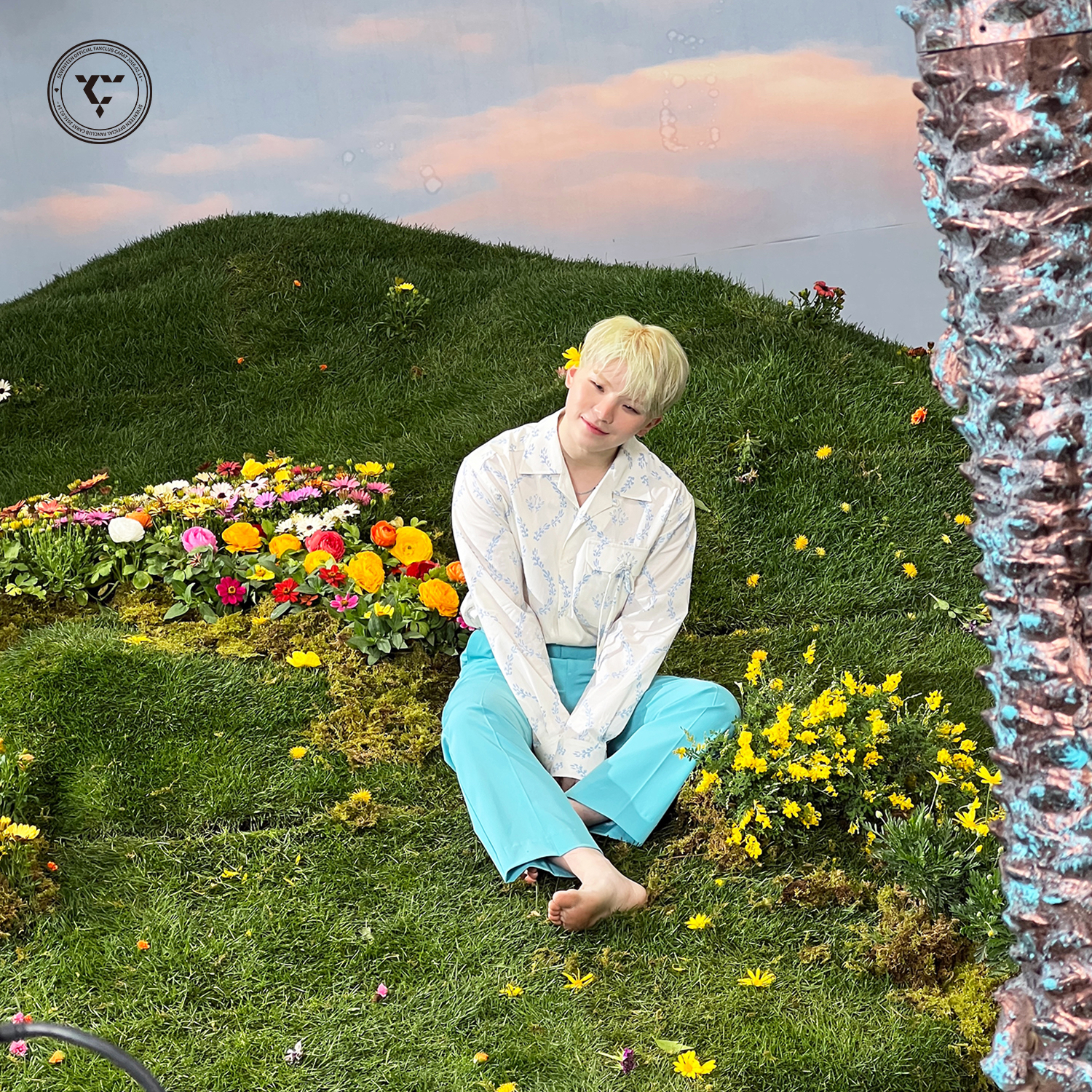 Latest photo of Woozi (SEVENTEEN)