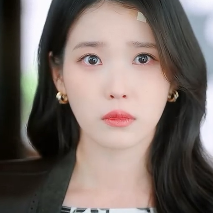 Potret di balik layar IU