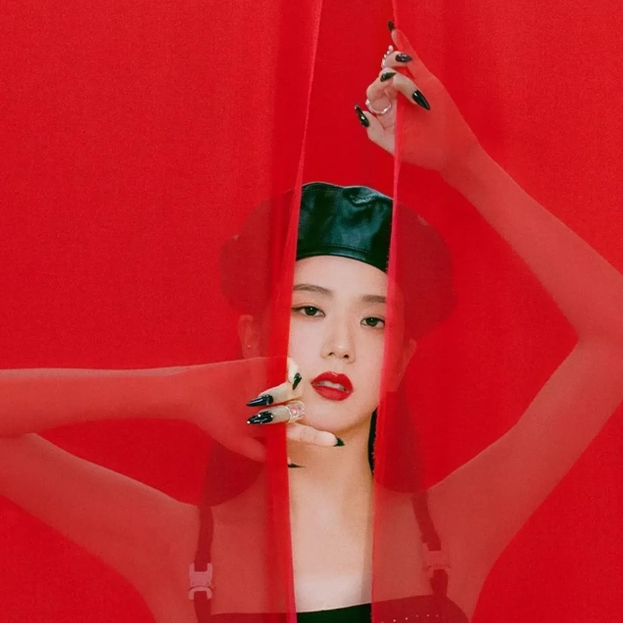 Recent activity shot of Jisoo (BLACKPINK)