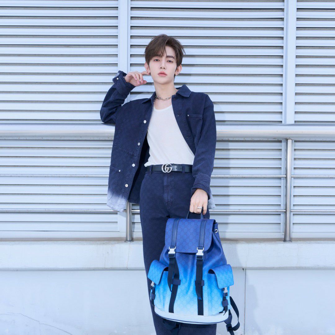 Foto aktivitas terbaru Zhang Hao (ZEROBASEONE)