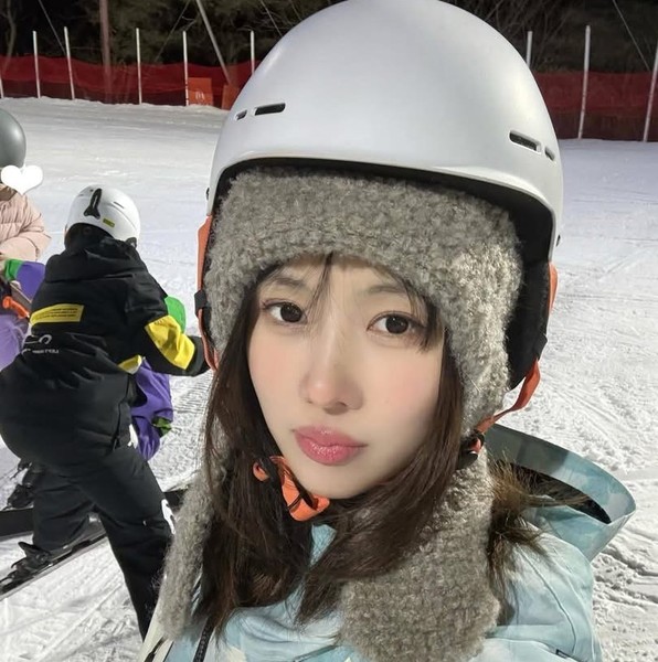 Signature photo of DREAMCATCHER capturing their charm