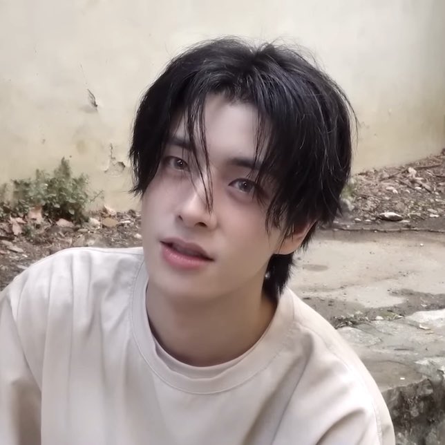 Foto terbaru Jake (ENHYPEN)