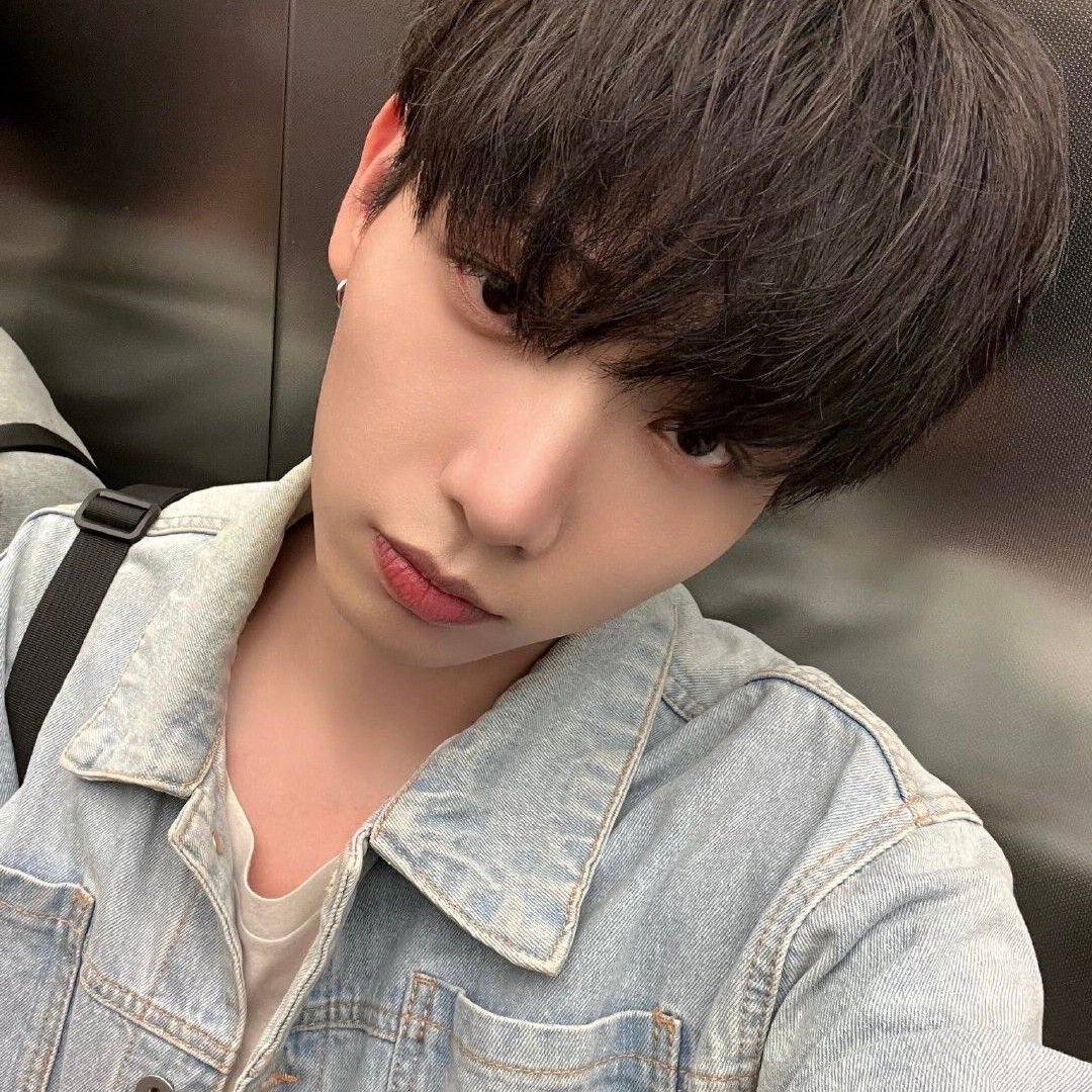 Latest photo of Myeong Jaehyun (BOYNEXTDOOR)